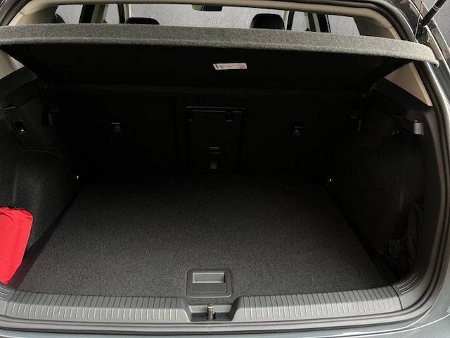 Volkswagen Golf 1.5 eTSI DSG Golf VIII