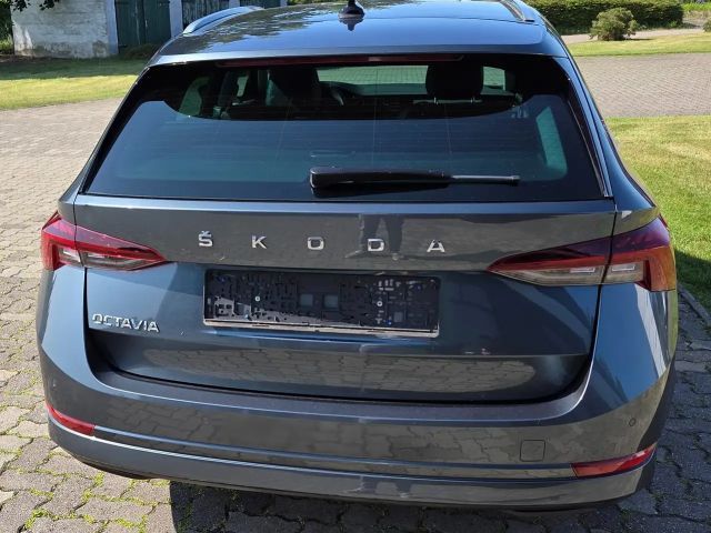 Skoda Octavia 1.5 TSI Combi Style Style