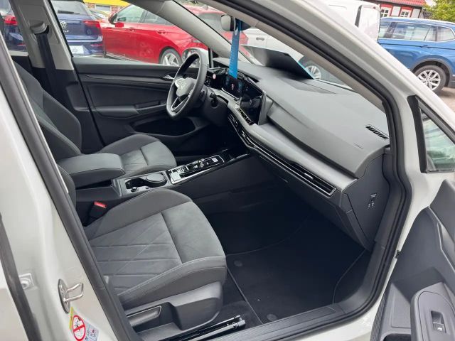 Volkswagen Golf 2.0 TSI DSG Style