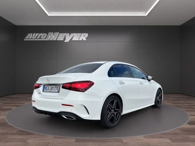 Mercedes-Benz A 250 4MATIC AMG Line
