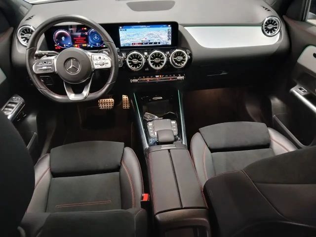 Mercedes-Benz GLA 250 AMG Line