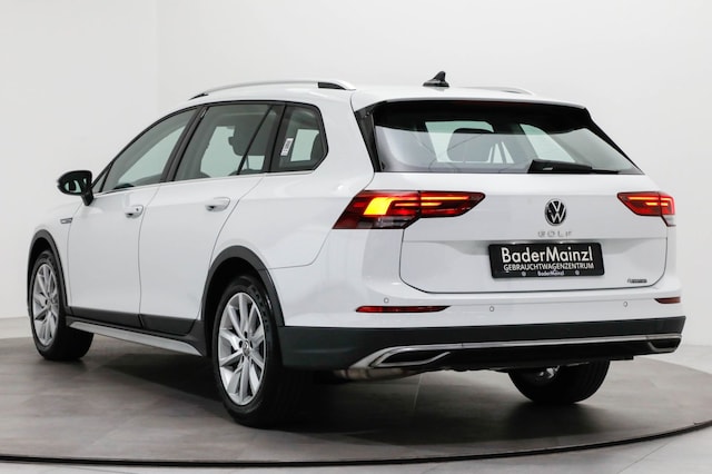 Volkswagen Golf 2.0 TDI AllTrack DSG Variant