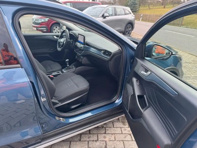 Ford Focus Active Wagon