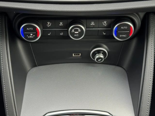 Alfa Romeo Stelvio Q4