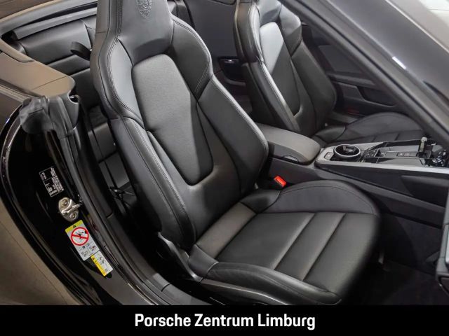 Porsche 992 Cabrio Carrera