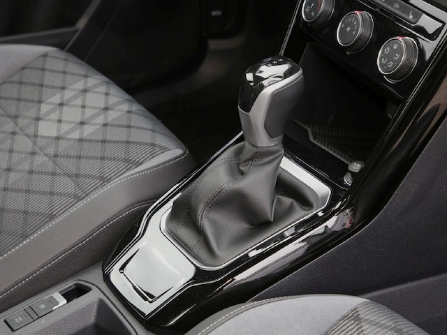 Volkswagen T-Roc 1.5 TSI DSG R-Line