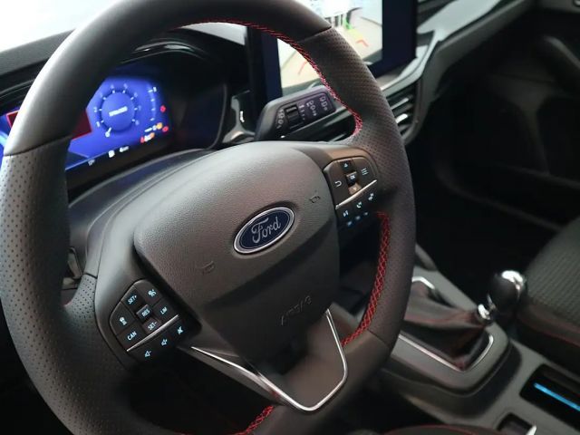 Ford Focus EcoBoost ST Line