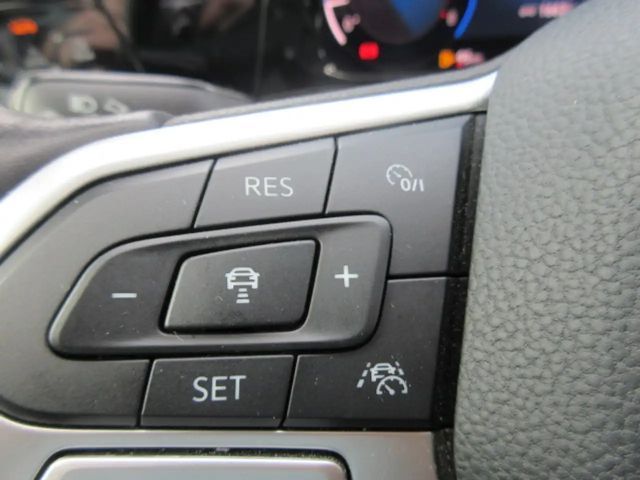 Volkswagen Golf 1.5 TSI IQ.Drive Life