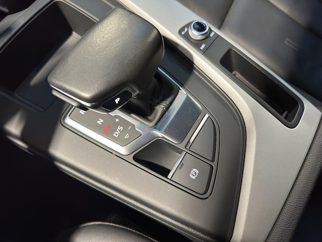 Audi A4 40 TFSI Avant Quattro S-Tronic