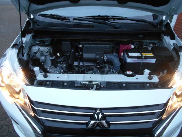 Mitsubishi Space Star Star