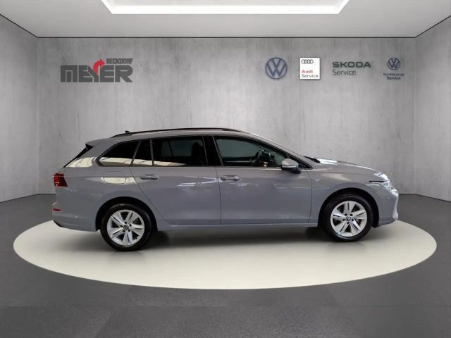 Volkswagen Golf 1.5 TSI Life Variant