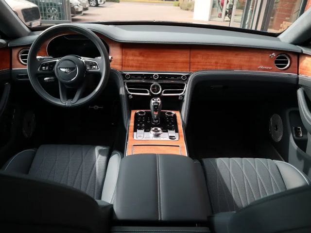 Bentley Flying Spur Hybrid