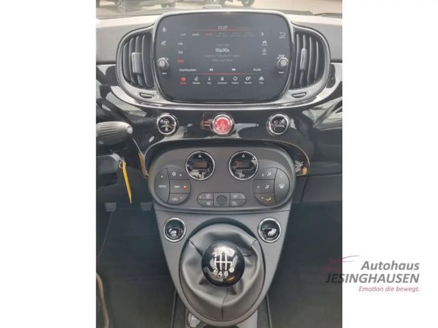 Fiat 500 Mild-Hybrid Hatchback TÜV NEU CARPL NAVI PDC Panor