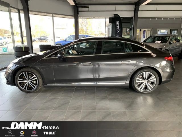 Mercedes-Benz EQE 300 Electric Art Sedan