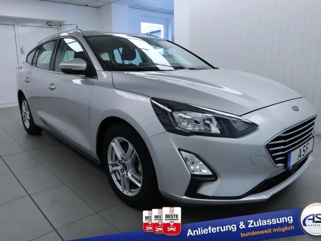 Ford Focus Cool & Connect Wagon