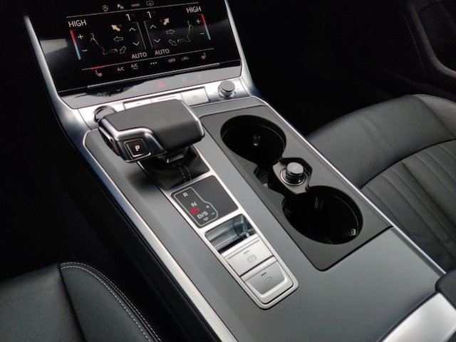 Audi A6 40 TDI Avant S-Tronic