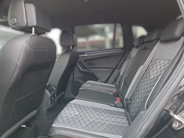 Volkswagen Tiguan DSG R-Line Style