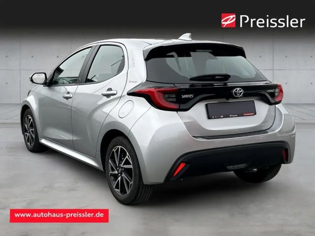 Toyota Yaris Hatchback Hybride Team D