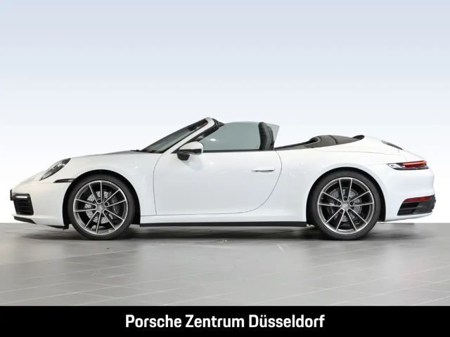 Porsche 992 Cabrio Carrera