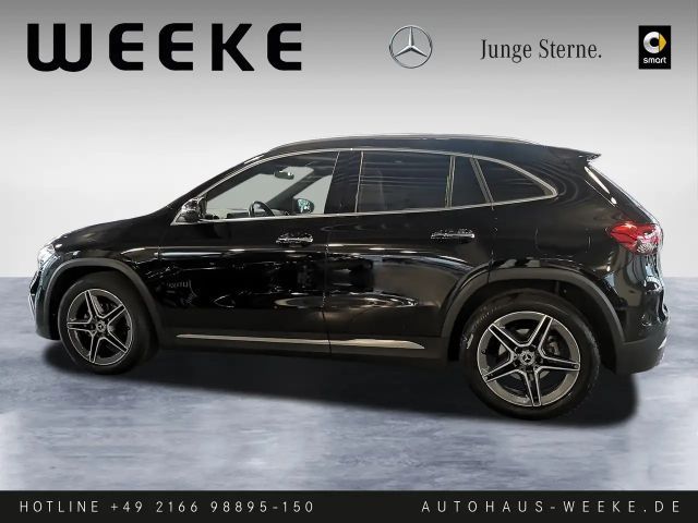 Mercedes-Benz GLA 180 AMG Line