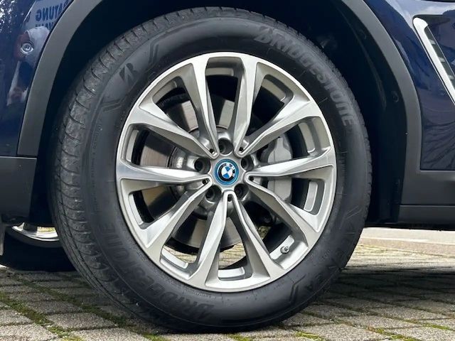 BMW X3 0e Sports.Kamera PanoDach Lenkradh.AHK 19"