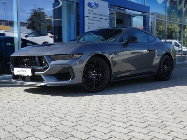 Ford Mustang Fastback GT 5.0 V8