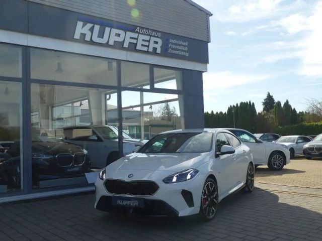 BMW 220 220i Coupé M-Sport