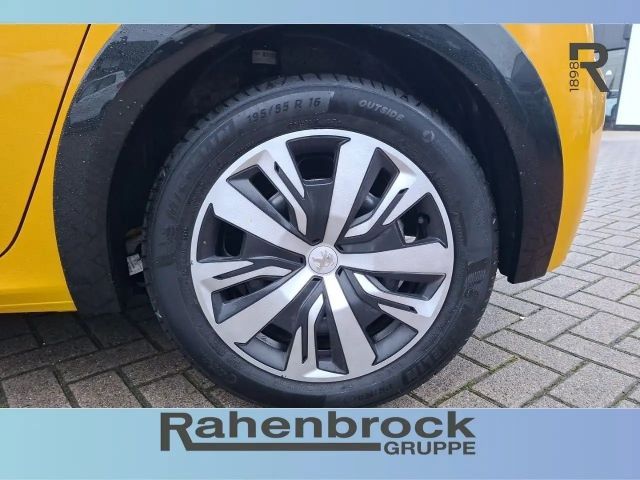 Peugeot E-208 Active Pack