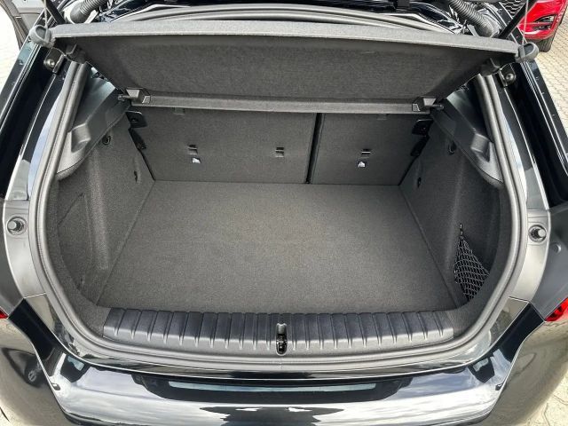 BMW 118 118i M-Sport Sedan