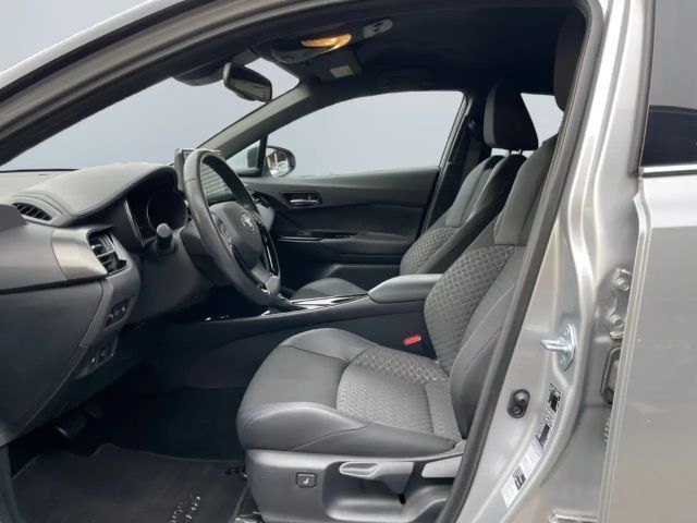 Toyota C-HR Hybride Team D