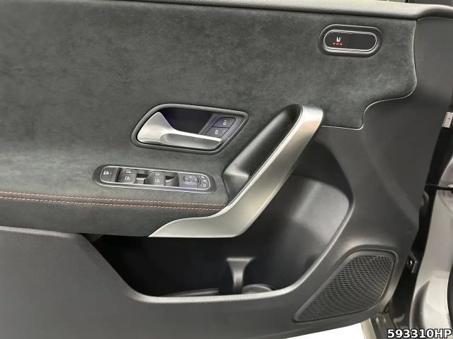 Mercedes-Benz A 200 AMG Line