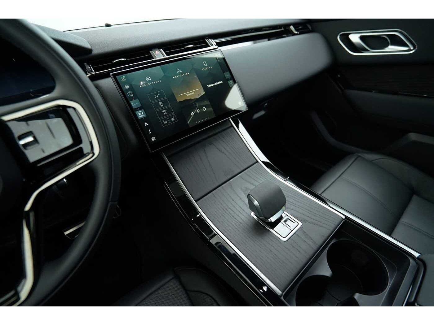 Land Rover Range Rover Velar Dynamic SE