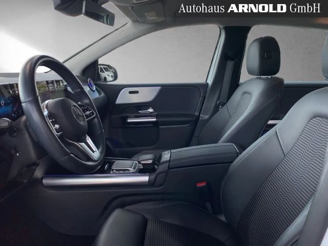 Mercedes-Benz B 200 4MATIC Progressive Sedan