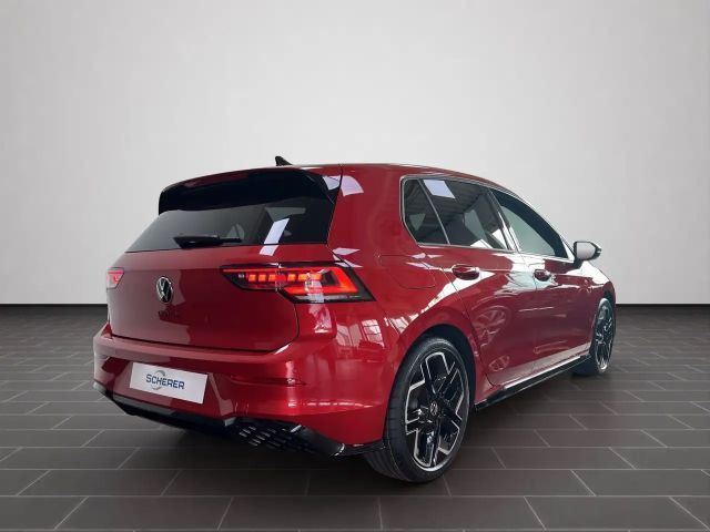 Volkswagen Golf 1.5 TSI DSG R-Line