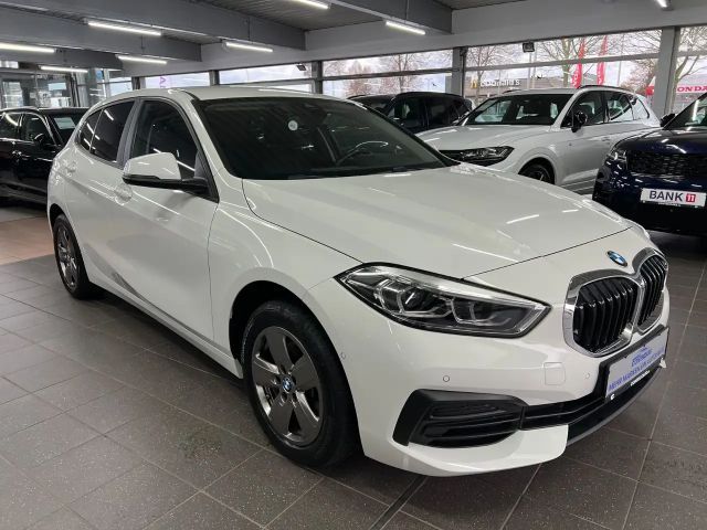 BMW 116 116d Advantage pakket Sedan