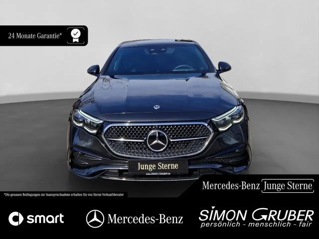 Mercedes-Benz E 220 AMG Line E 220 d Sedan