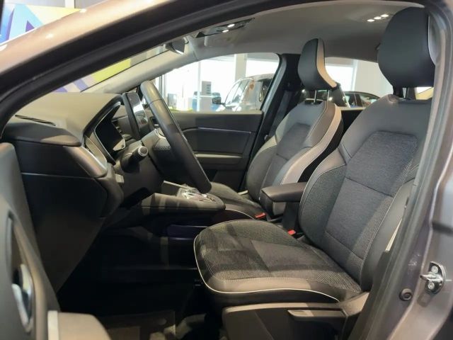 Renault Captur E-Tech Intens