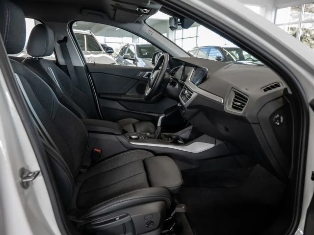 BMW 116 116i Advantage pakket Sedan