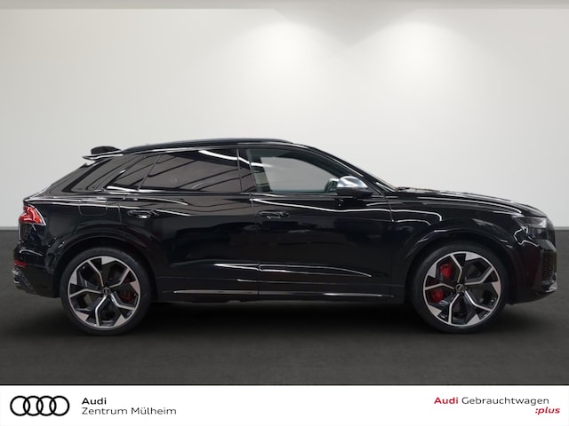 Audi RS Q8 Quattro