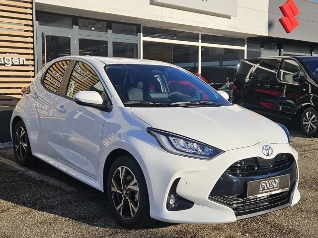 Toyota Yaris Active Hybride VVT-i