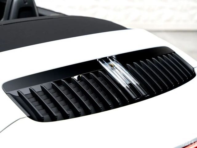 Porsche 992 Cabrio Carrera GTS