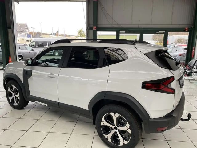 Dacia Duster 130 Journey AHK Navi SHZ Kamera PDC LAGER