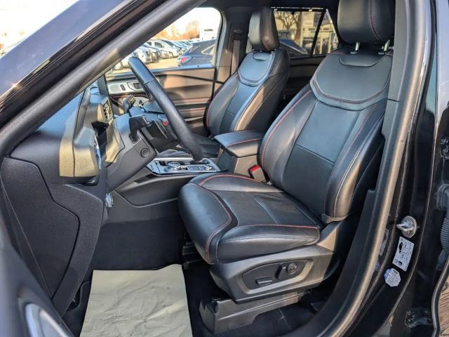 Ford Explorer Plug in Hybrid ST Line