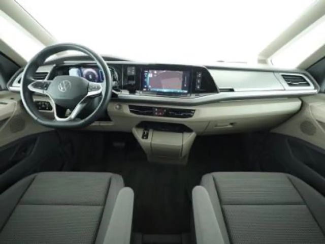 Volkswagen Multivan 2.0 TDI Life T7