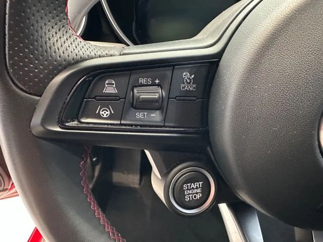 Alfa Romeo Giulia Q4