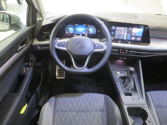 Volkswagen Golf 1.5 TSI Golf VIII Move