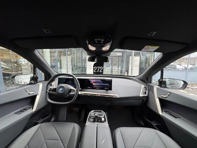 BMW iX xDrive40