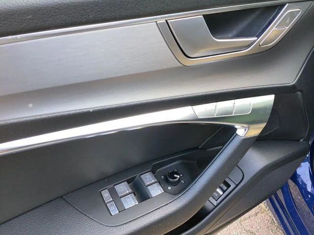 Audi A6 40 TDI S-Line Sedan