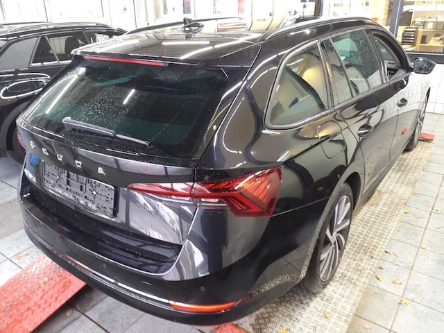 Skoda Octavia 2.0 TDI Combi Tour