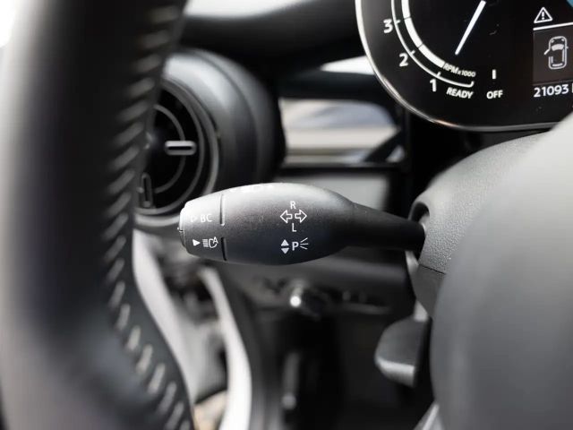 MINI Cooper S Classic Trim FACEL. LED NAVI SHZ PDC